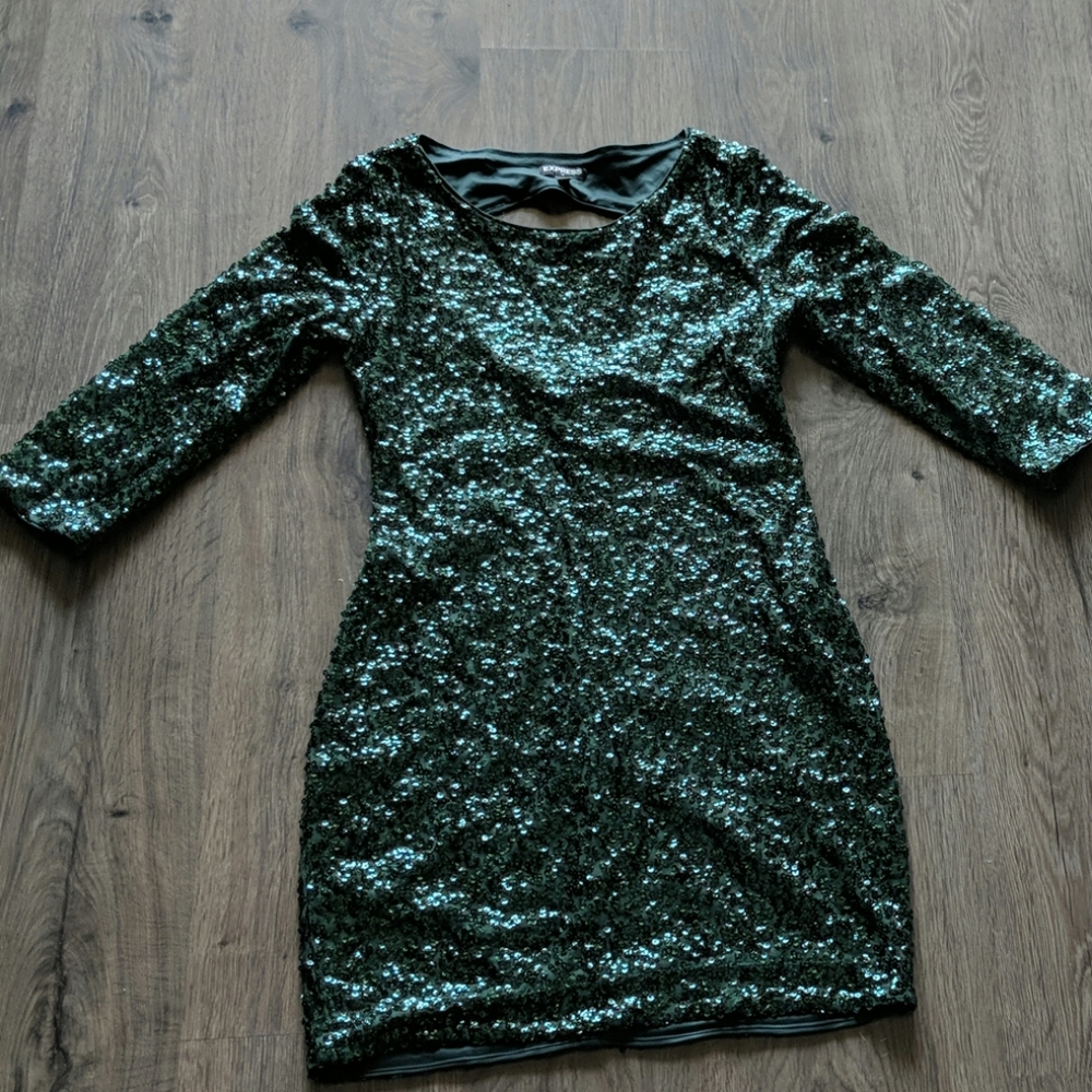 Winter Green Sequin Party Dress Size - 4